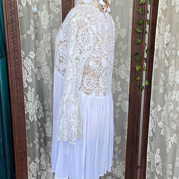 Bell Sleeve Swimsuit ๐ฉฑ Cover Up - Picture 2 of 7